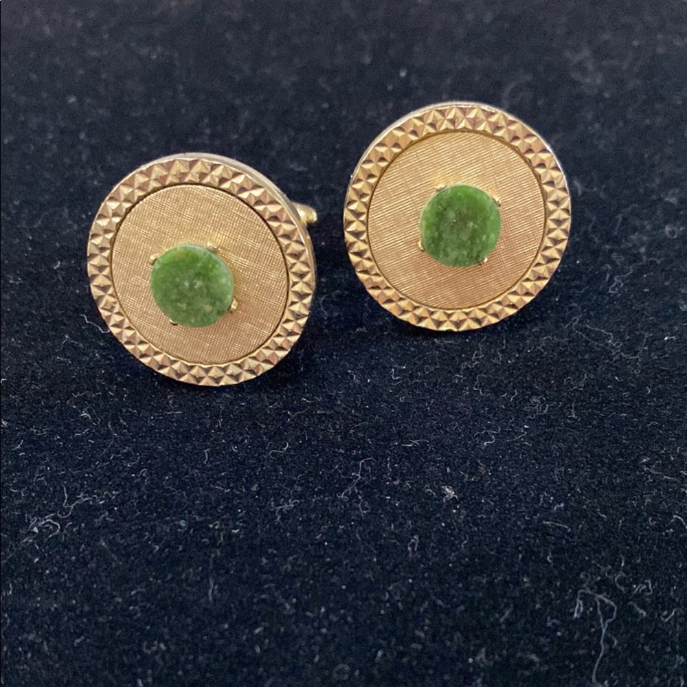 Dante Gold Tone Green Jade Cuff Links
